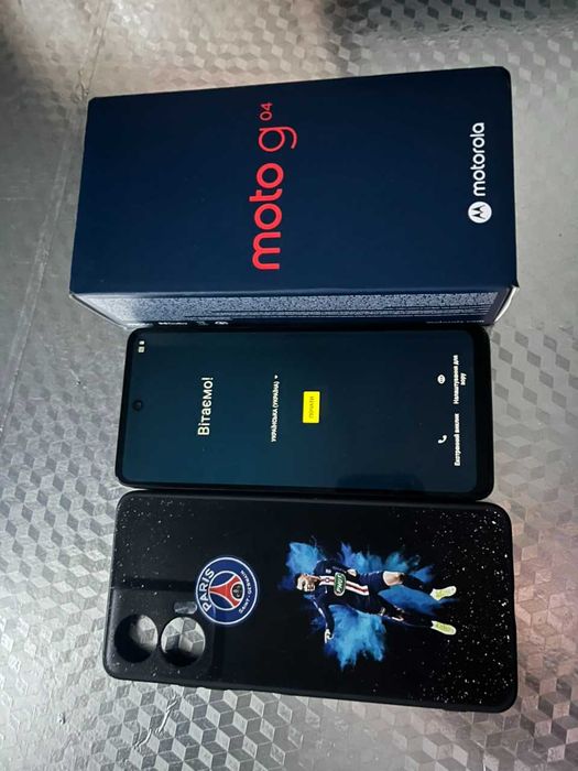 мобильный телефон мото g04   4\64 Gb