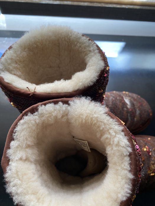 Bota Ugg lantejoulas