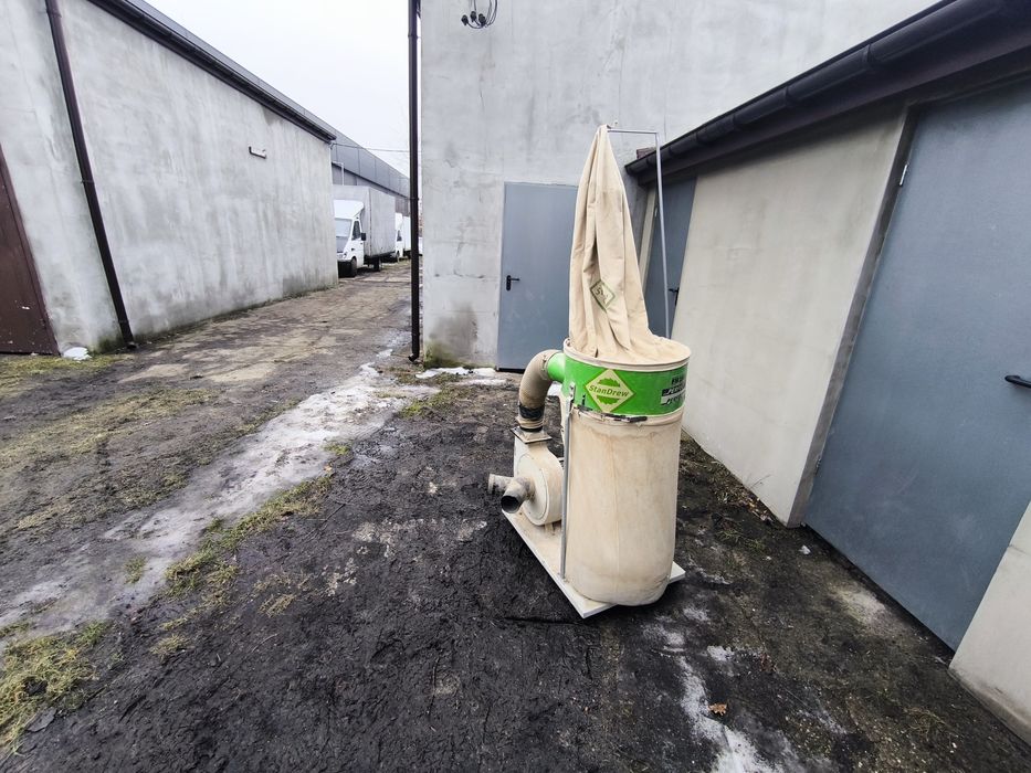 Wyciąg Trocin 380 V