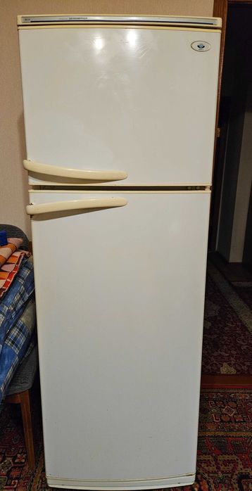 Продам холодильник б/у