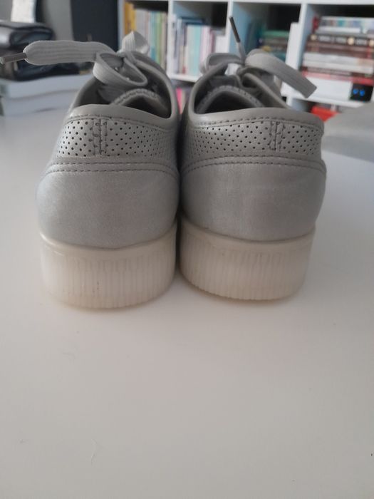 Sprzedam buty Marquiiz