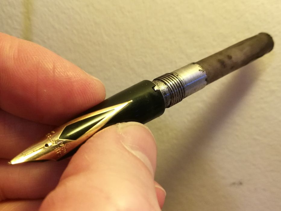 Caneta Sheaffer Imperial aparo ouro