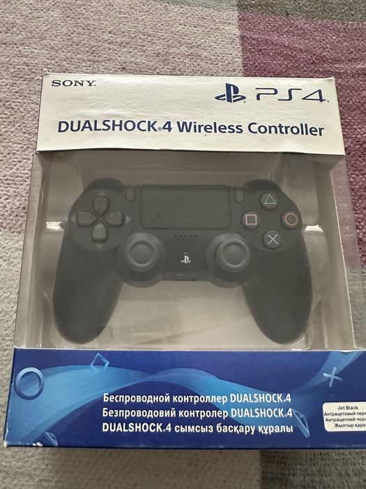 Геймпад Dualshok 4