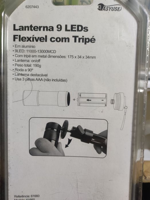 Lanterna LED com tripé