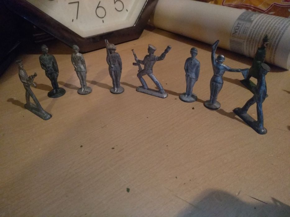 Оловянные солдатики!