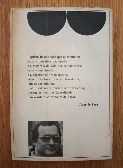 Cão velho entre flores - Baptista-Bastos (1ª Edição / autografado)