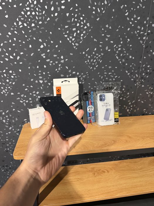 Iphone 12 mini - 91 % kondycja baterii