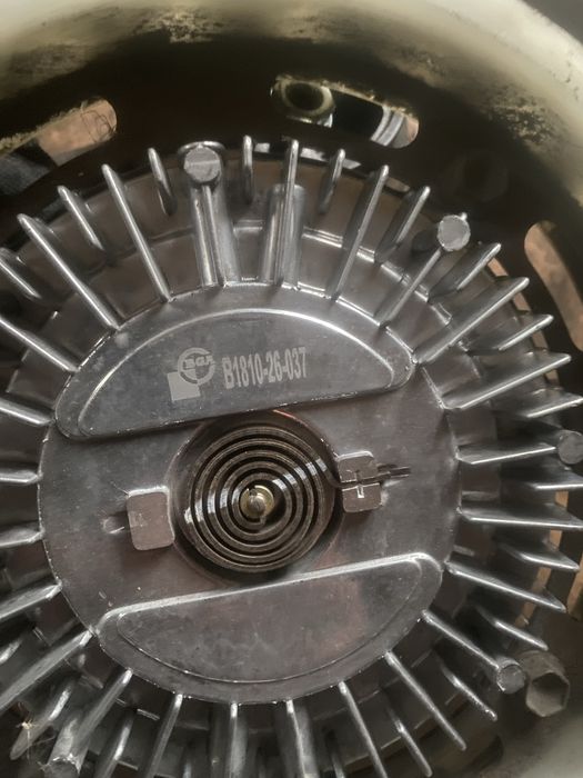 Продам вискомуфту suzuki grand vitara 2.0