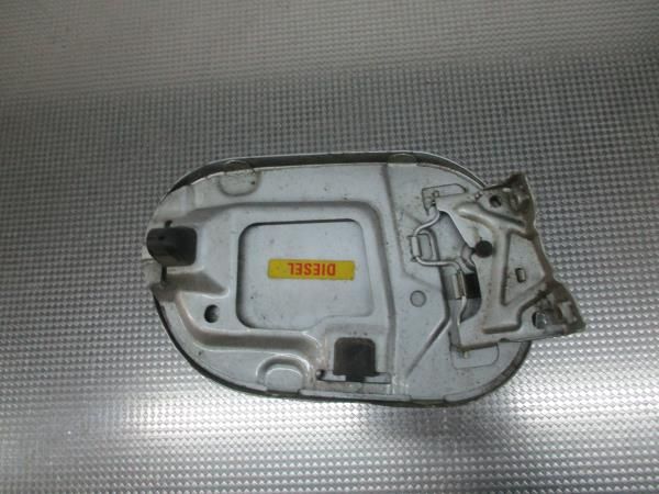 Tampa depósito combustível ROVER 75 (RJ)