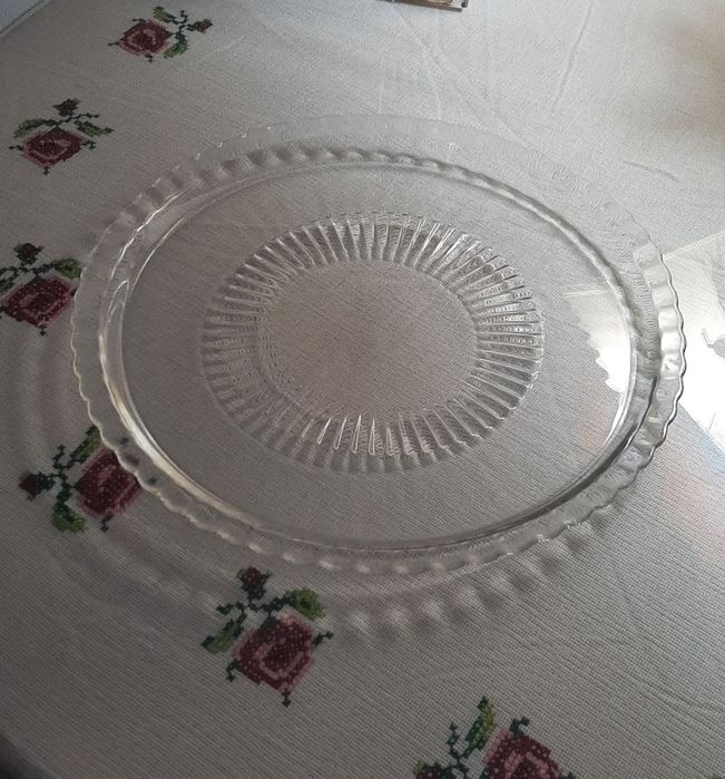 Pratos de vidro para bolos