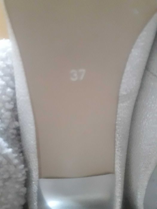 Srebrne szpilki roz. 37