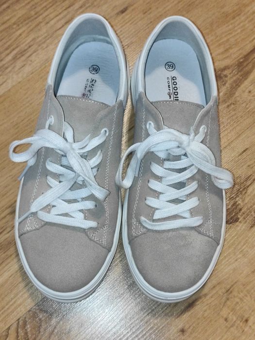 Sneakersy damskie