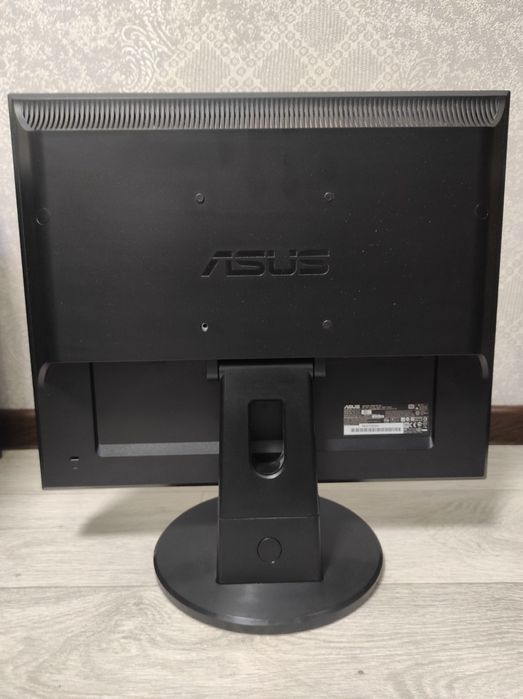 Монітор ASUS 19" VB191T монитор