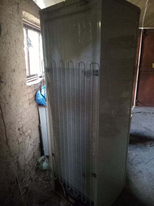 Продам холодильник