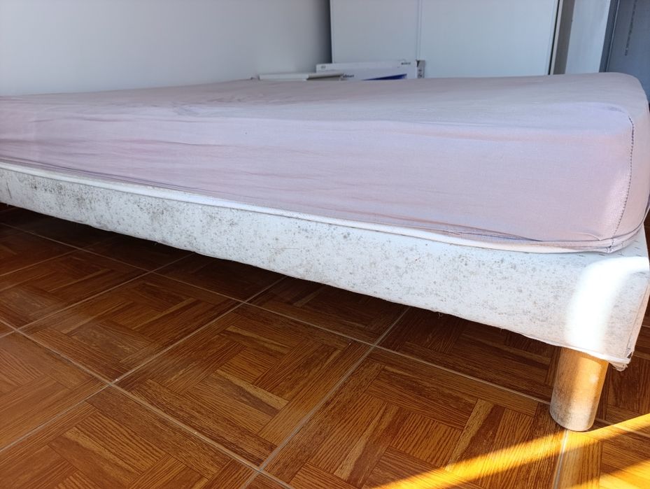 Cama casal  com colchão