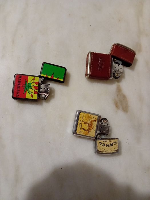 Conjunto de 3 Isqueiros de Coleccionador