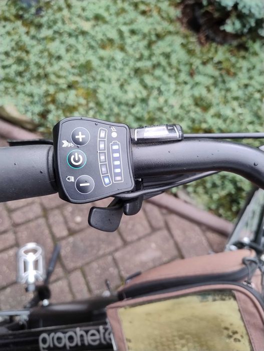 Super stan! Rower elektryczny Prophete Navigator 760 trekingowy
