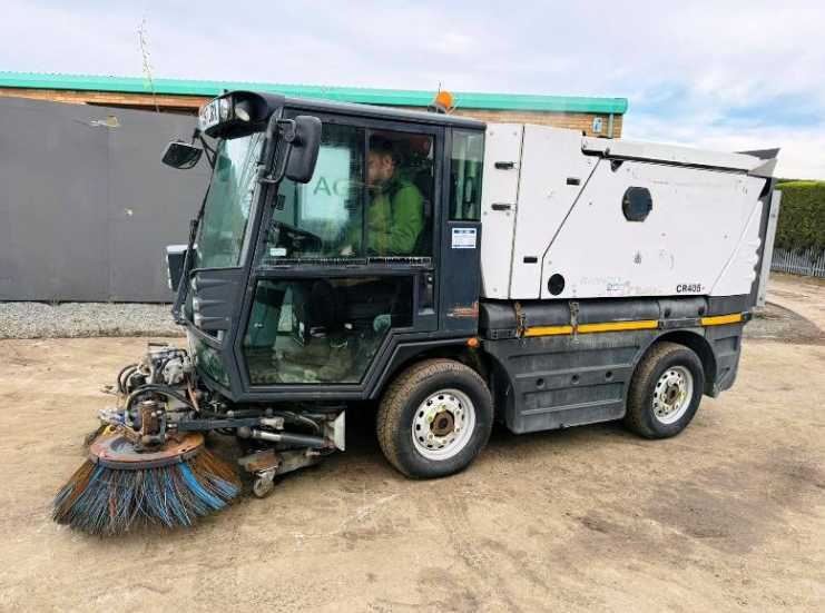 Підмітально-прибиральна машина SCHMIDT SWINGO 200 2017 рік ПДВ