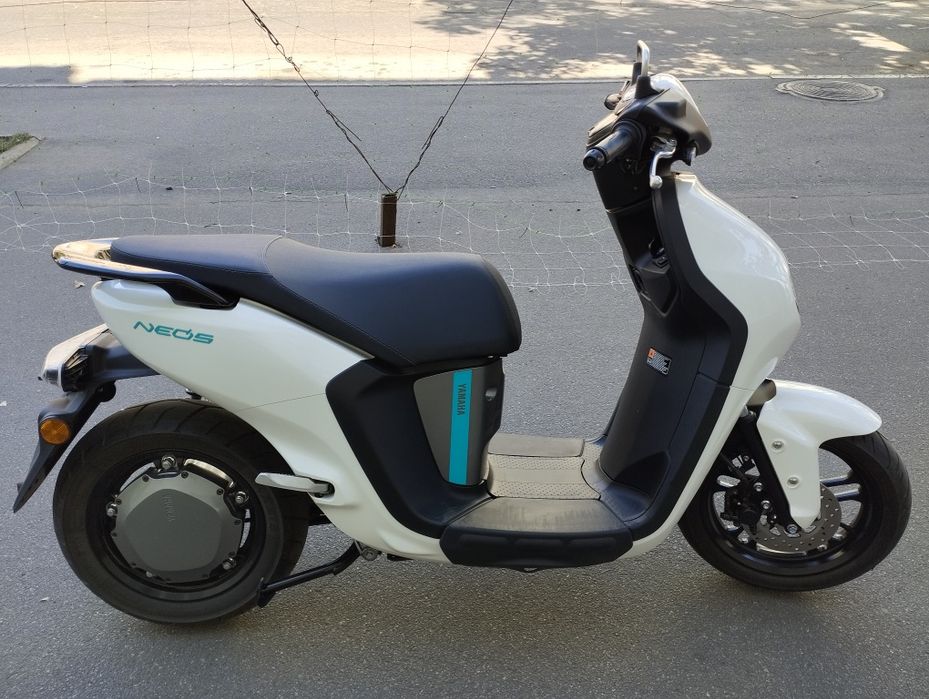 Электроскутер Yamaha Neo's Dual 2025.
