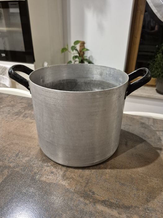 Aluminiowy garnek PRL .