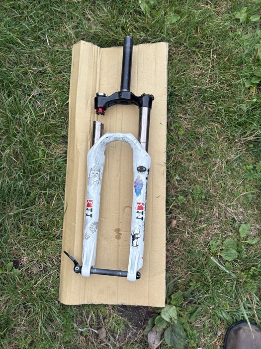 Marzocchi Bomber 44 Micro Ti – USZKODZONY / NA CZĘŚCI (TST Micro, oś QR15)