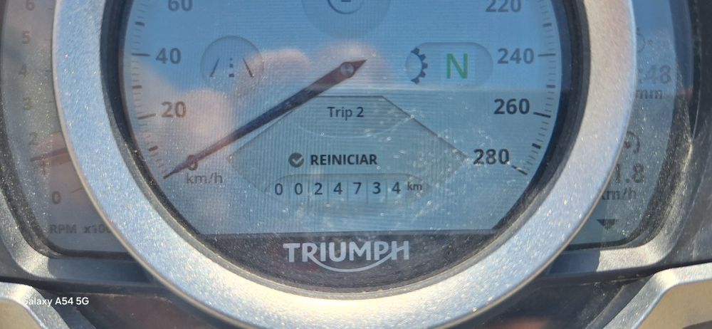 ROCKET 3R Triumph