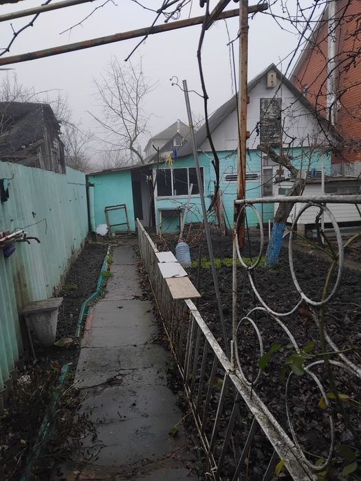 Продам полдома Восточный