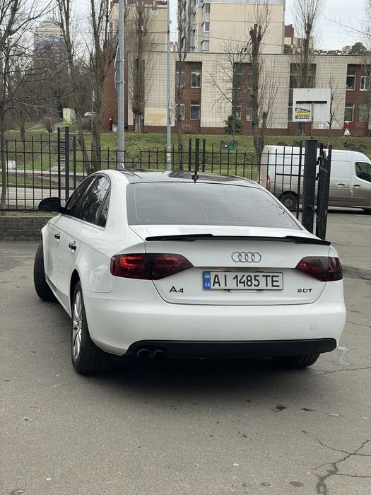 Audi A4 B8 (premium plus)