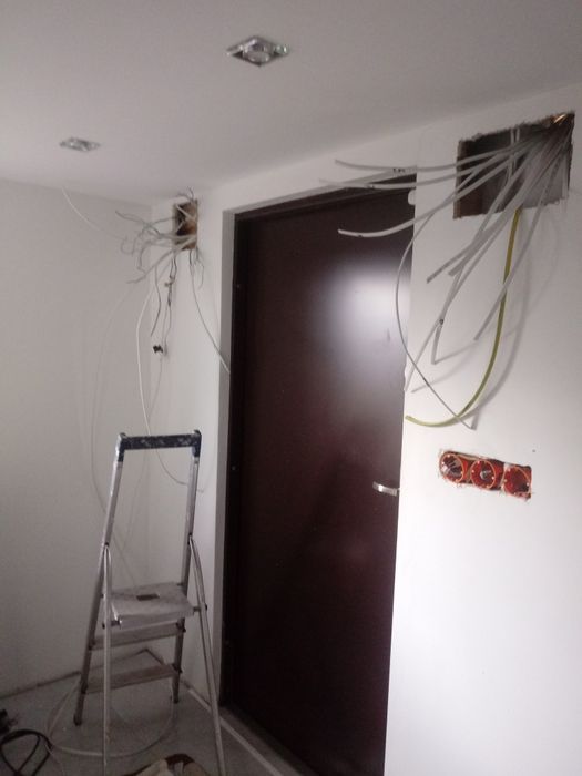 Elektryk nowe instalacje modernizacje starych i deweloperskich awarie
