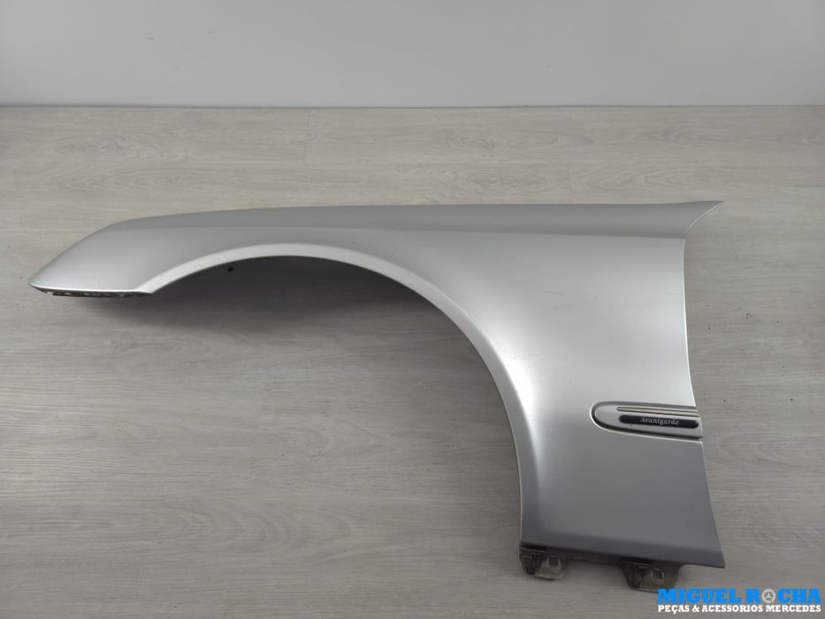 Frente completa Mercedes Classe E W211