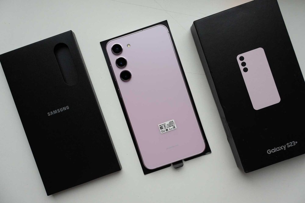 Новий Samsung Galaxy S23+ Plus 256Gb SM-G916U Phantom Black / Lavender