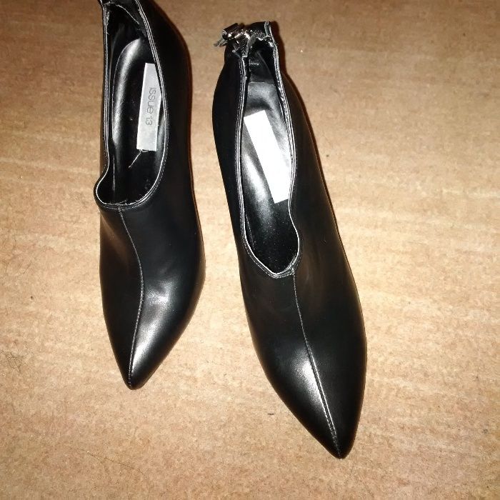 Туфли ботильоны острый носок, шпилька