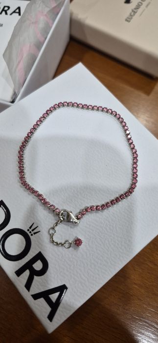 Pulseira Pandora Nova