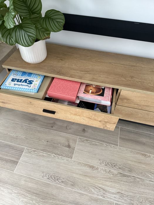 Szafka RTV TV pod telewizor