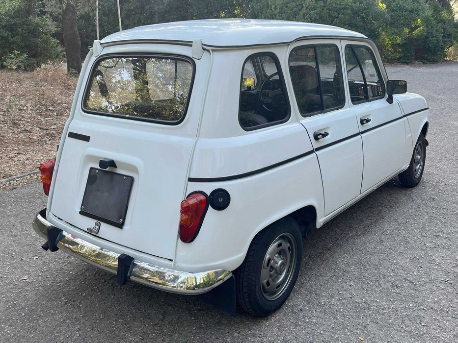 Renault 4 GTL - 1988 em bom estado