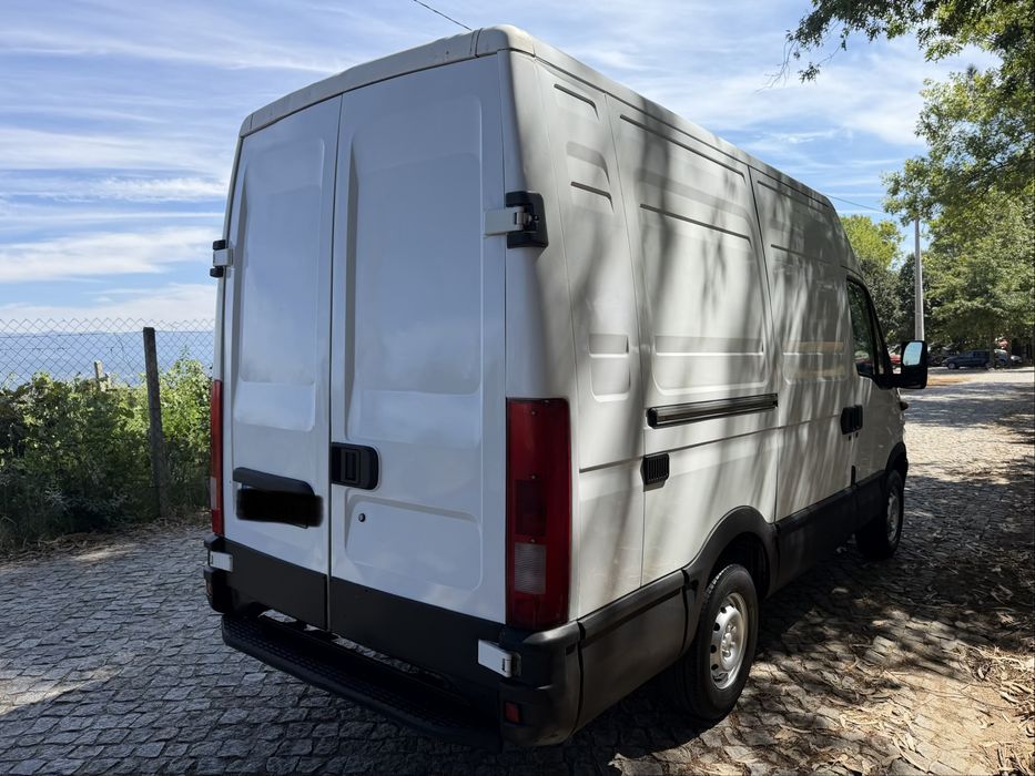 Iveco Daily 35S11 Furgão 2002