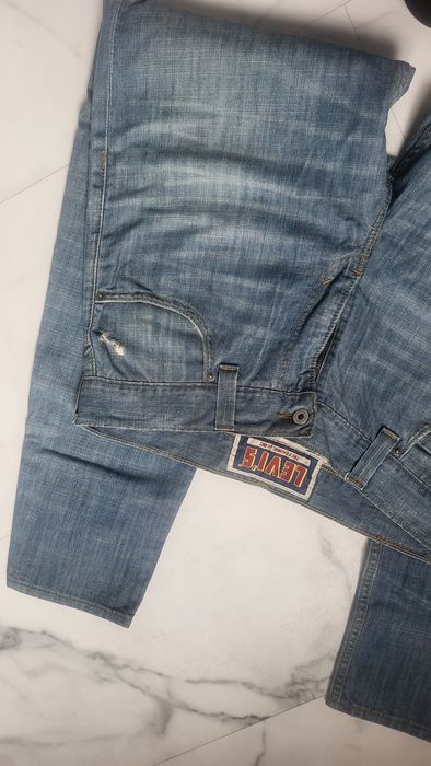 Spodnie Levis model 549 nowe