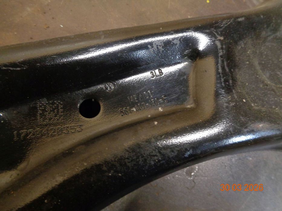 wahacz przedni dolny przód strona prawa volkswagen beetle a5 561407152c