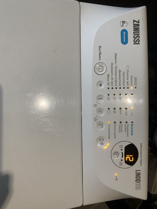 Zanussi ZWQ61215WA стиральная машина по запчастям.