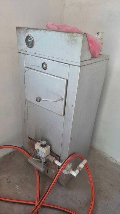 Котел газовий та твердопаливний