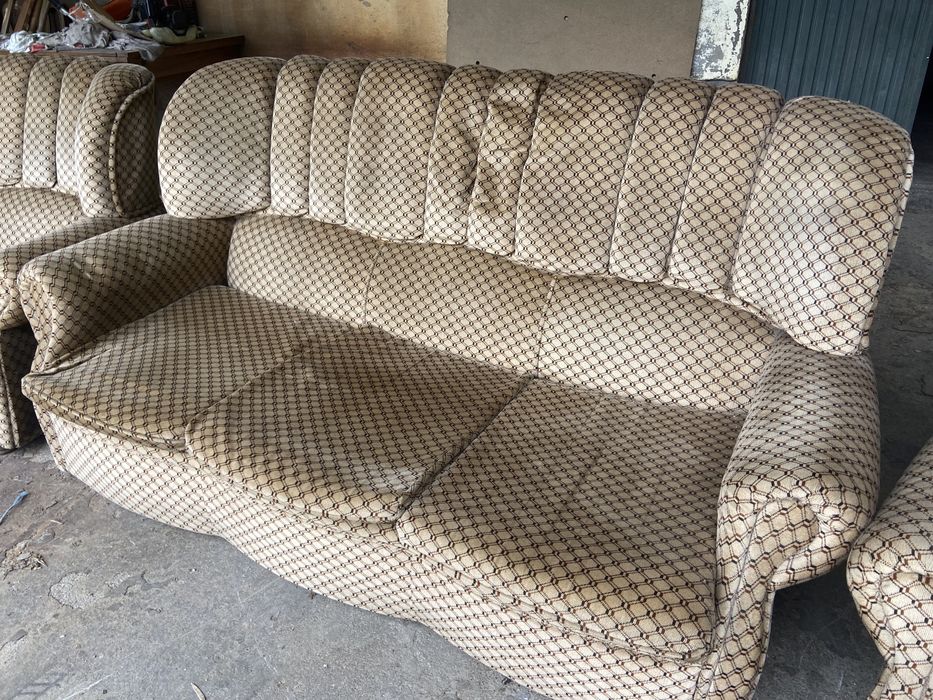 1 terno de sofás