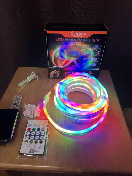 Розумна гнучка неонова стрічка 5 м неоновая  светодиодная RGB лента