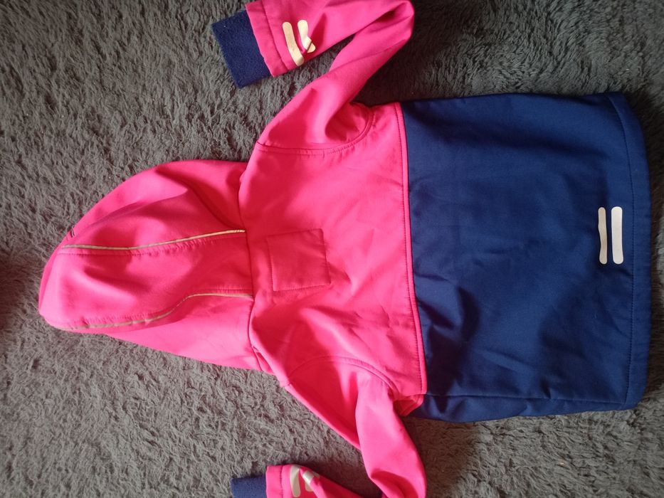 Sinsay Softshell kurtka 128 dla bliźniaczek