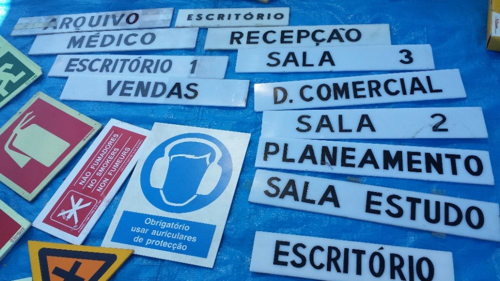 Placas de sinalização