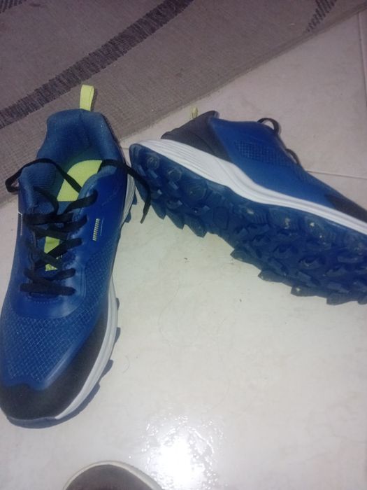 Tenis Adventuridge,