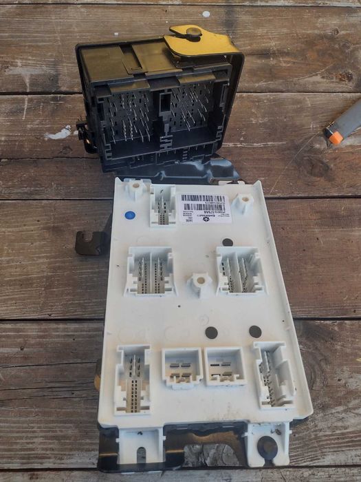 Dodge Journey Freemont 14- moduł sterownik komfortu BCM