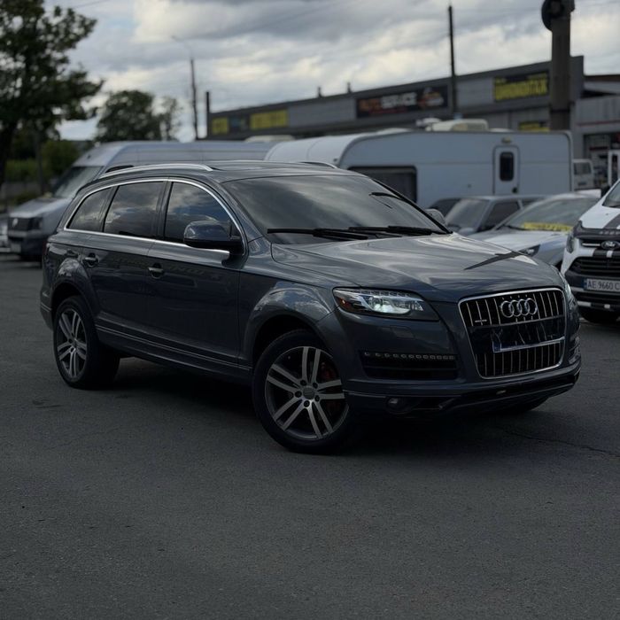 Продам Ауди Q7 2013