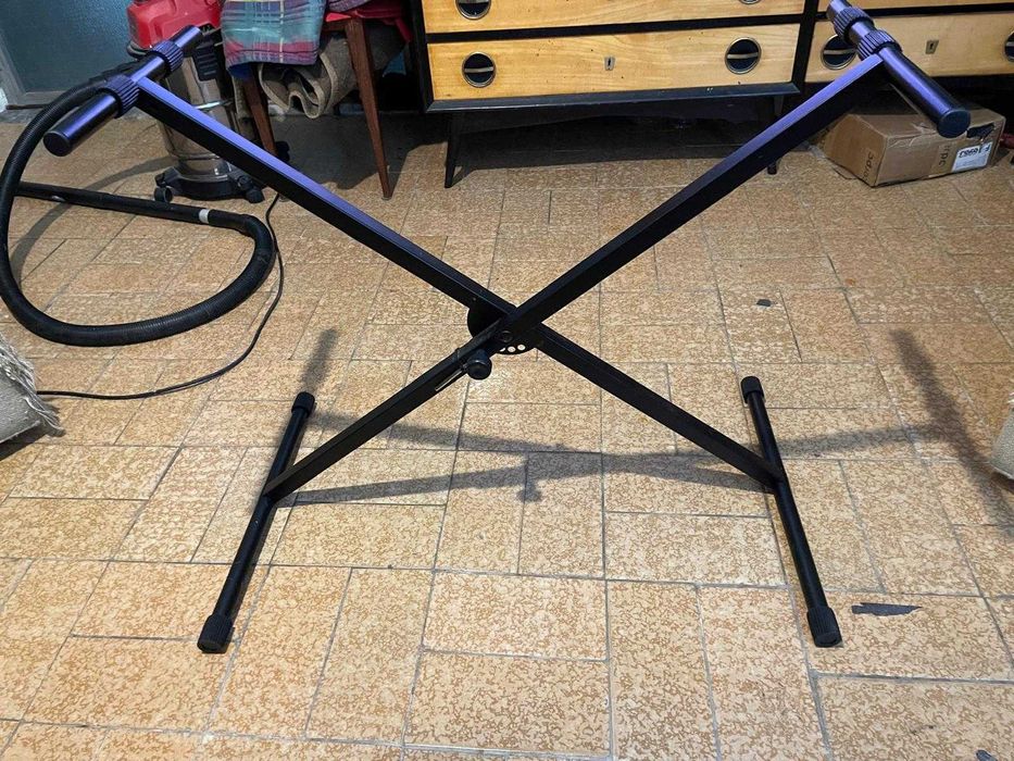 Estrutura para Teclado de Música