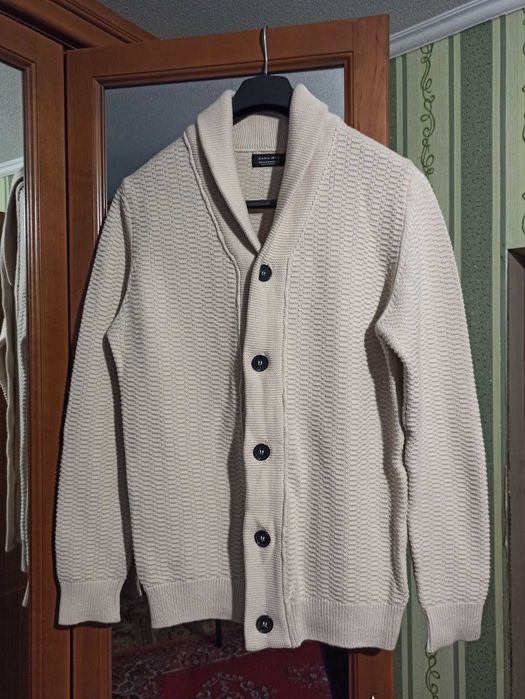 Новая муж. кофта. ( Zara ) р- 40 ( М-L )