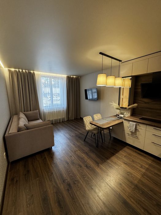 Подобова оренда апартаментів ЖК Вікінг Парк Зелена/Пимоненка/Пасічна